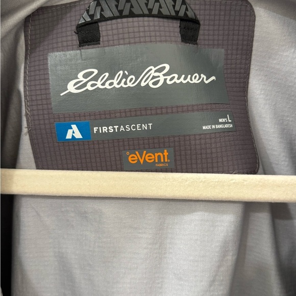 Eddie Bauer Men's Charcoal Performance Jacket - Picture 5 of 8